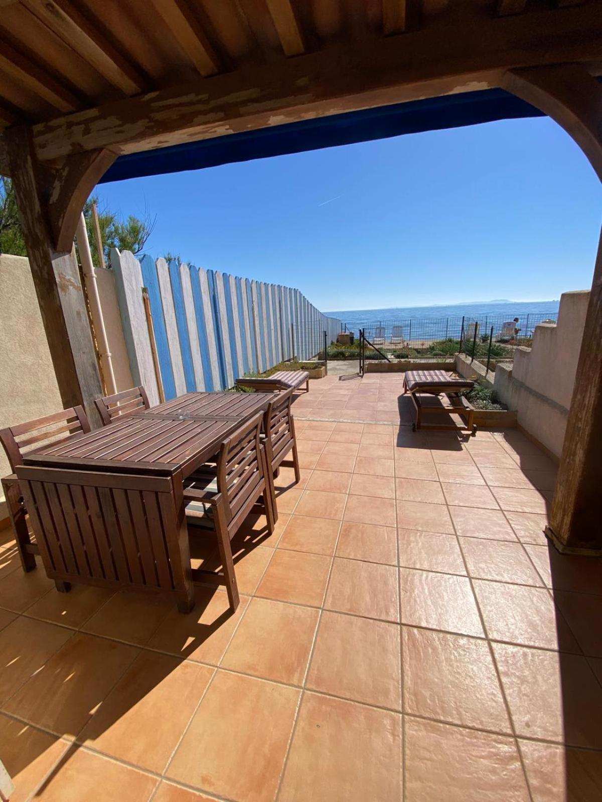 Le Surplage Hyeres Exterior photo
