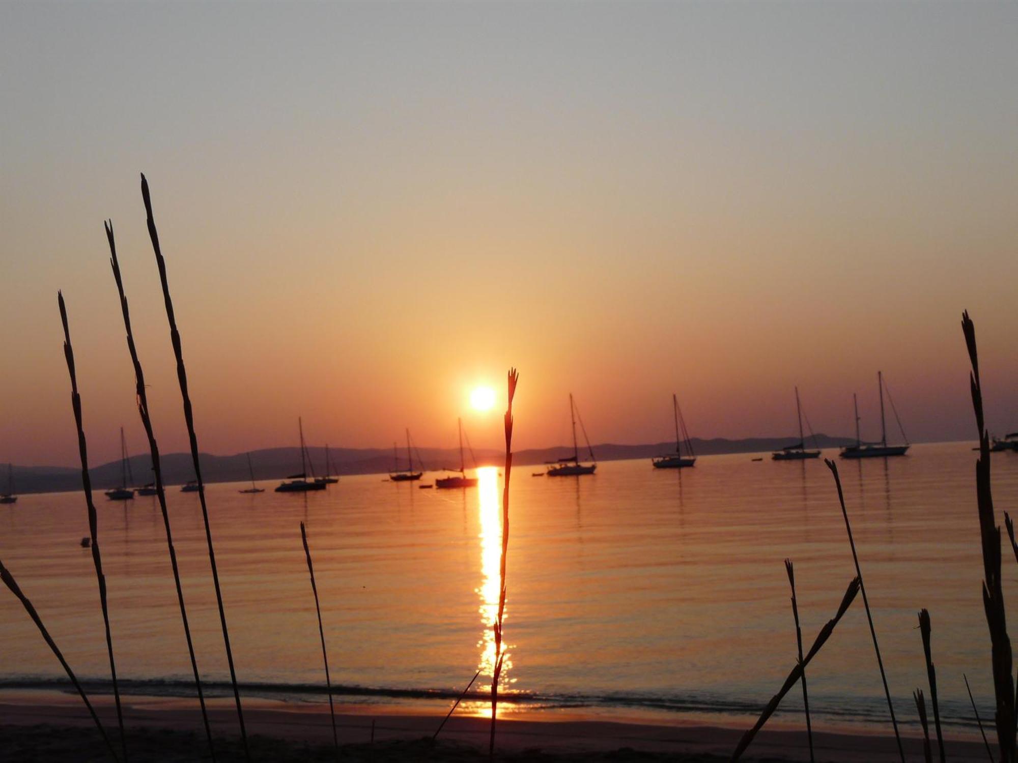 Le Surplage Hyeres Exterior photo